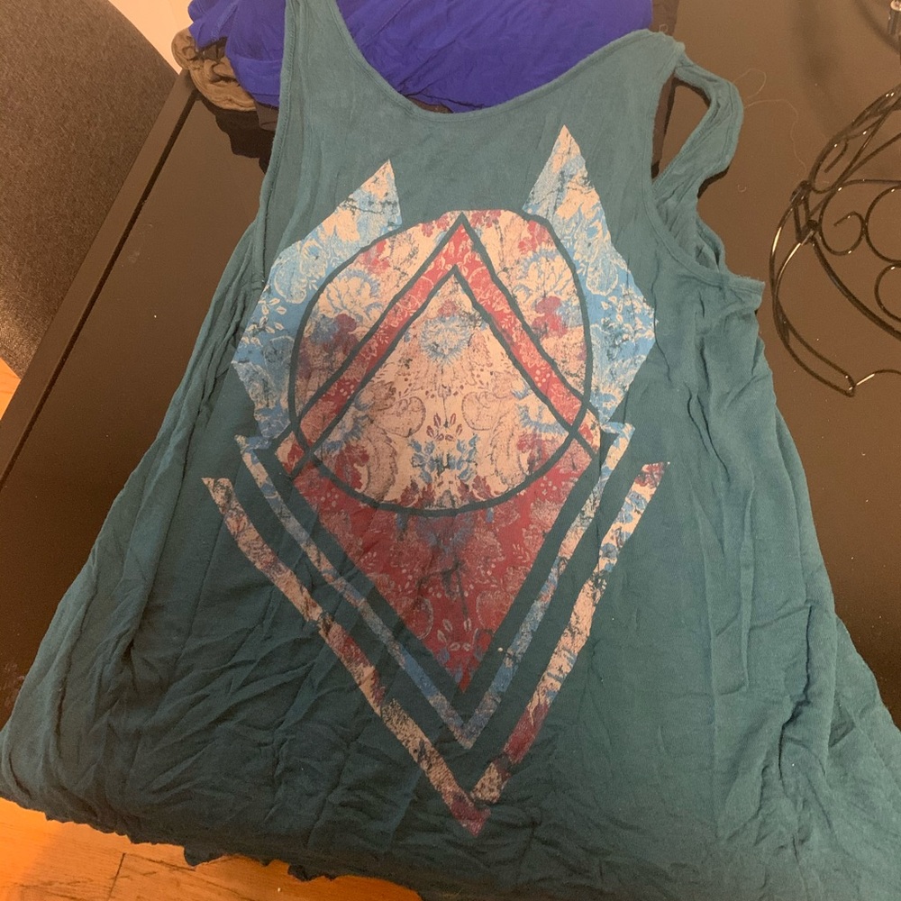 Scoop back tee